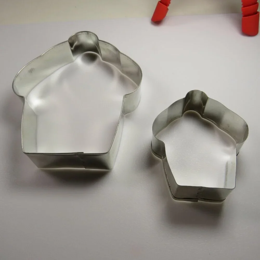 Cookie Cutters Metal Cupcake Large & Small Shape